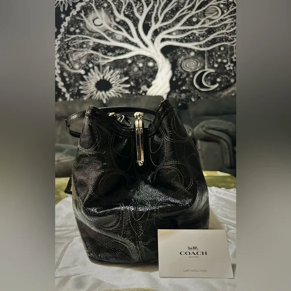 Vintage style COACH soho shoulder bag kisslock Black Leather Tote handbag - Picture 12 of 17